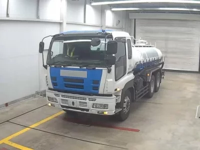 Isuzu TRUCK