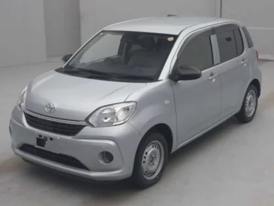 Toyota IST