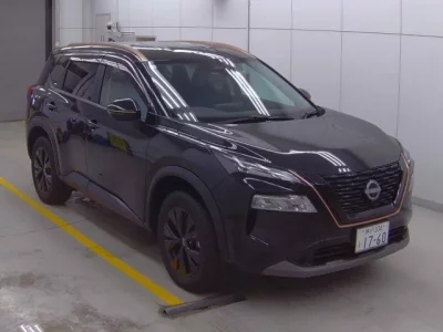 Nissan X-TRAIL