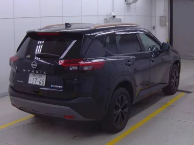 Nissan X-TRAIL