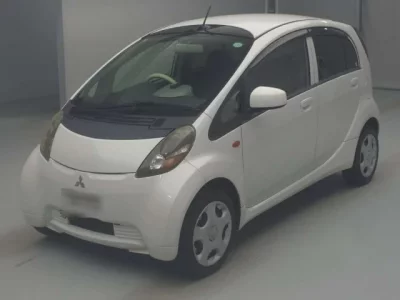 Mitsubishi I