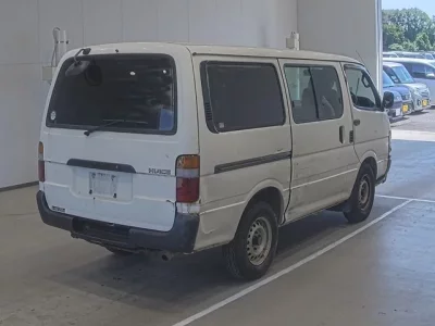 Toyota HIACE VAN