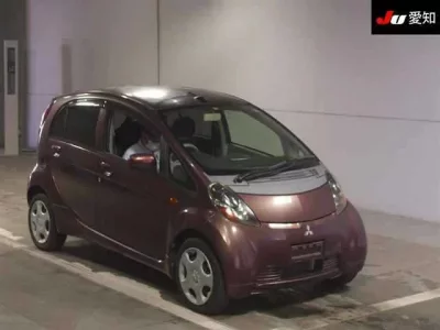 Mitsubishi I