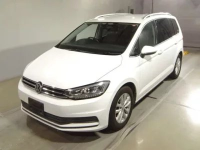 Volkswagen GOLF TOURAN