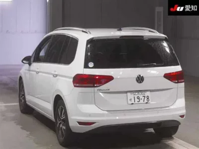 Volkswagen GOLF TOURAN