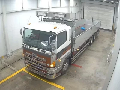 Hino TRUCK