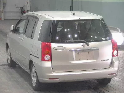 Toyota RAUM
