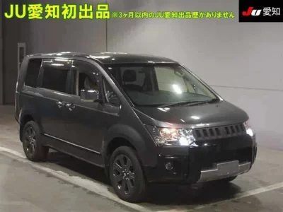 Mitsubishi DELICA D5