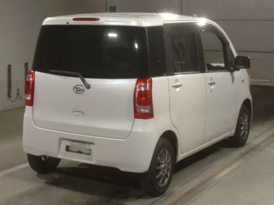 Daihatsu TANTO EXE