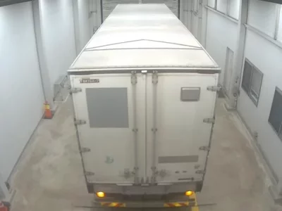 Isuzu TRUCK