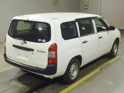 Toyota SUCCEED