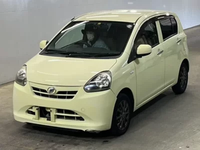 Daihatsu MIRA E S