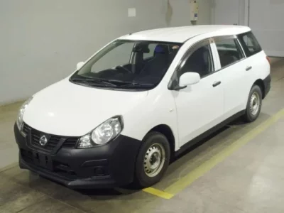Nissan AD