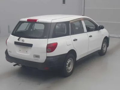 Nissan AD