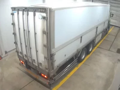 Hino TRUCK