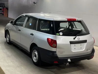 Nissan AD