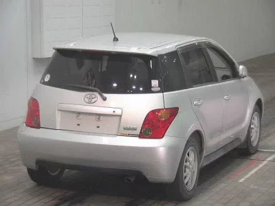Toyota IST