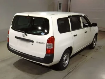 Toyota SUCCEED