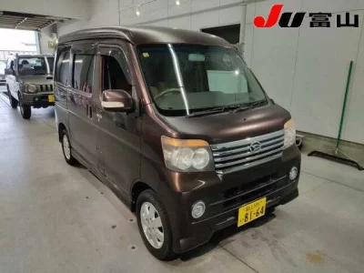 Daihatsu Atrai Wagon