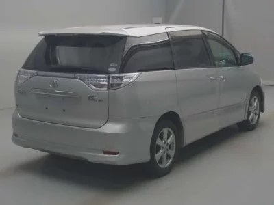 Toyota ESTIMA HYBRID