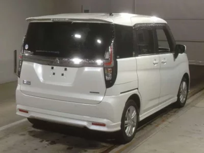 Mitsubishi DELICA D2
