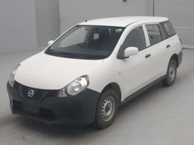 Nissan AD