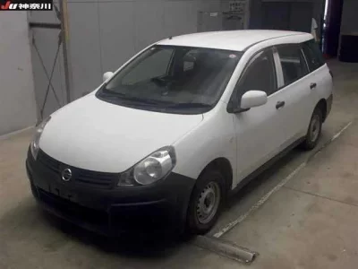 Nissan AD