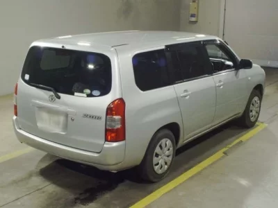 Toyota SUCCEED