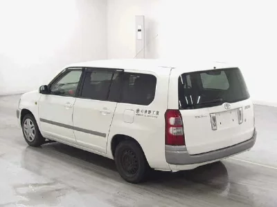 Toyota SUCCEED