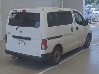 Nissan NV200