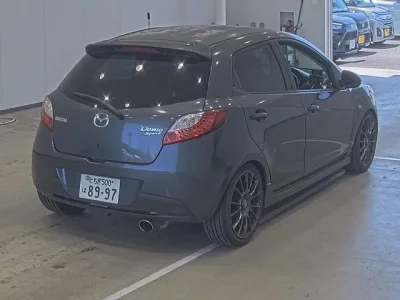 Mazda DEMIO