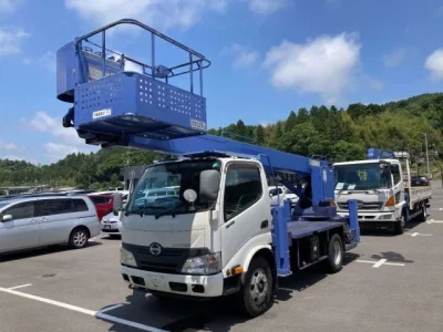 Hino DUTRO