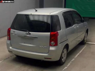 Toyota RAUM