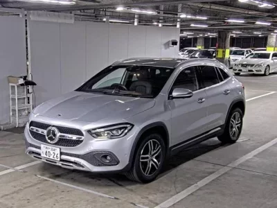 Mercedes-Benz GLA CLASS