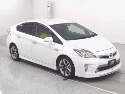 Toyota PRIUS PHV