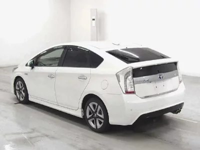 Toyota PRIUS PHV