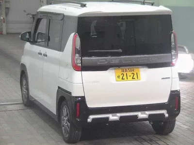 Mitsubishi DELICA MINI