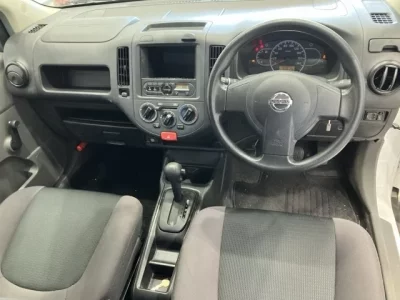 Nissan AD