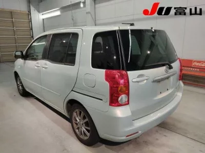 Toyota RAUM