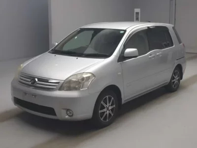 Toyota RAUM