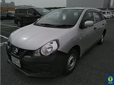 Nissan AD