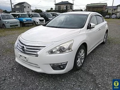 Nissan TEANA