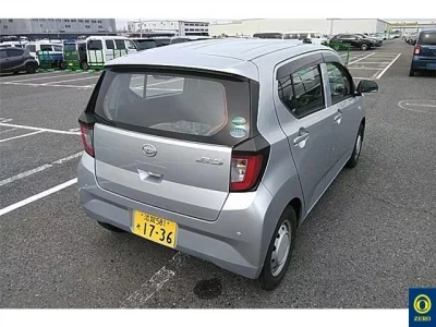 Daihatsu MIRA E S