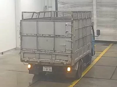 Isuzu ELF