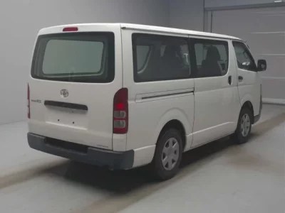 Toyota REGIUS ACE VAN