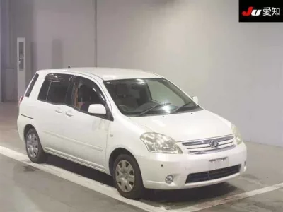 Toyota RAUM