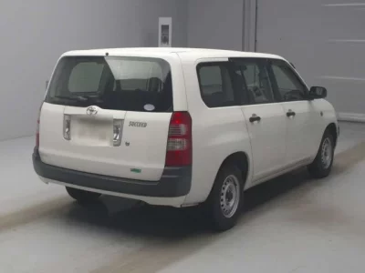 Toyota SUCCEED