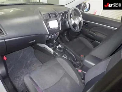 Mitsubishi RVR
