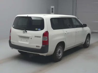 Toyota SUCCEED