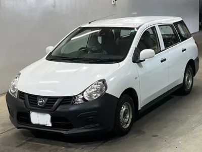 Nissan AD